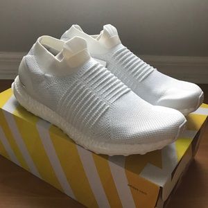 NEW adidas Ultraboost Laceless Men’s Running Shoes